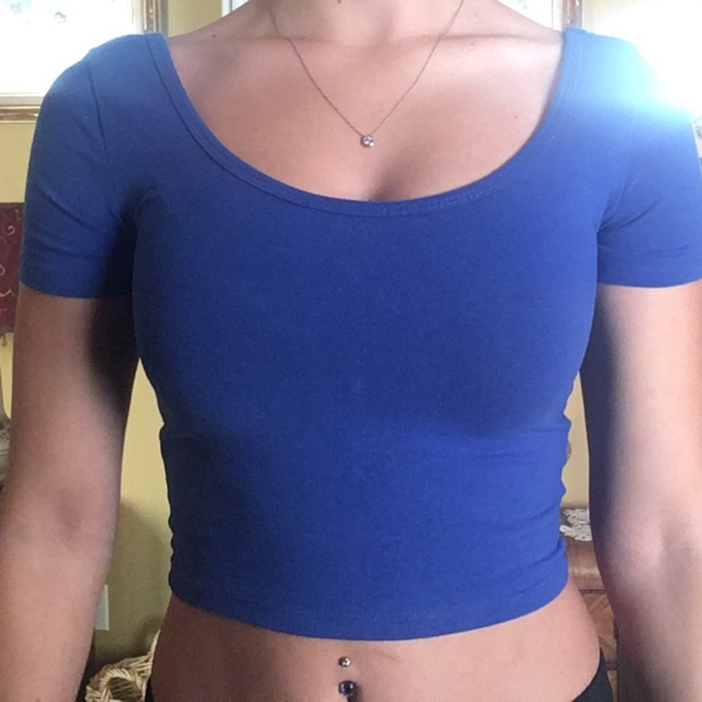 Crop Top Bundle - Picture 2 of 3